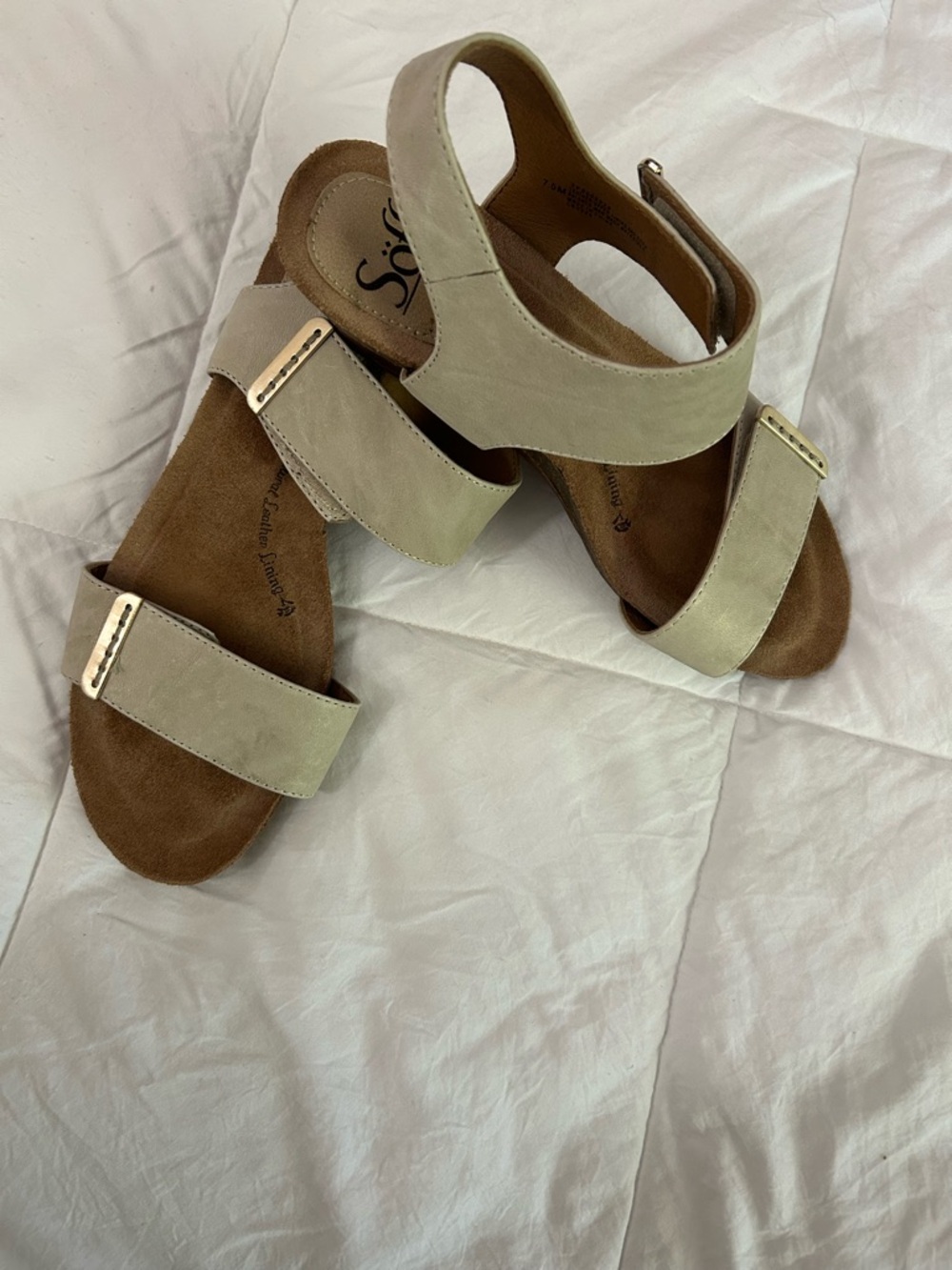 Söfft Leather Comfort Wedge Sandals - Beige - Size 7.5